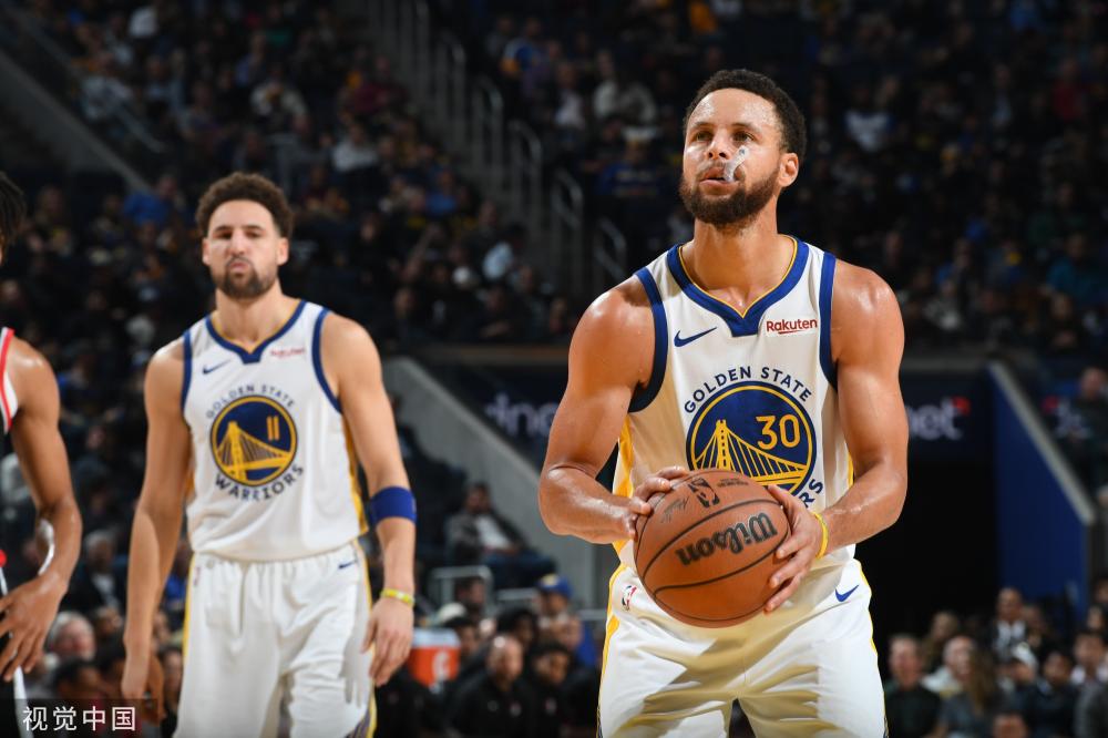 在該場比賽 在該場比賽